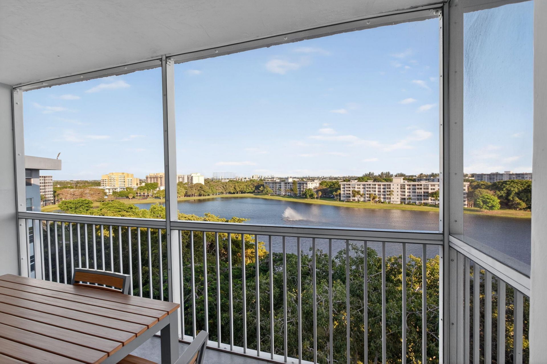 2940 N Course Drive, Unit 903, Pompano Beach, FL 33069 Photo
