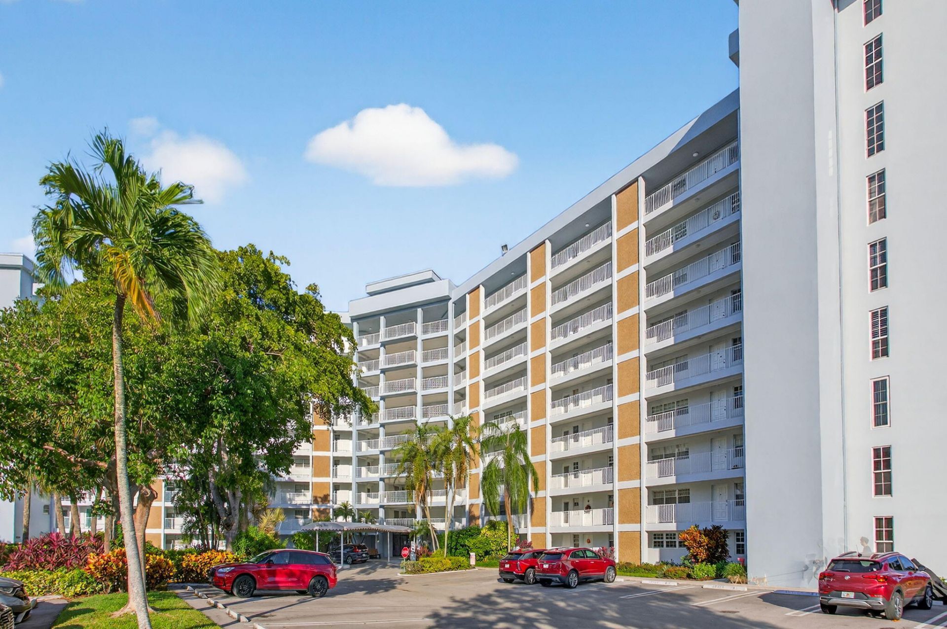 2940 N Course Drive, Unit 903, Pompano Beach, FL 33069 Photo