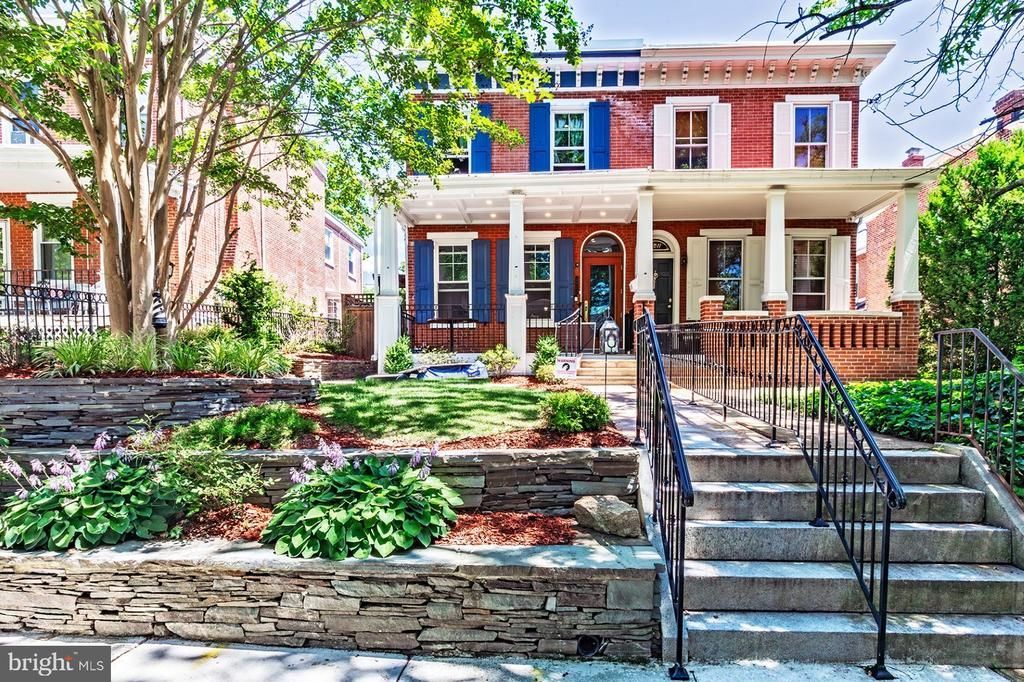 2013 Delaware Avenue, Wilmington, DE 19806 Main Photo