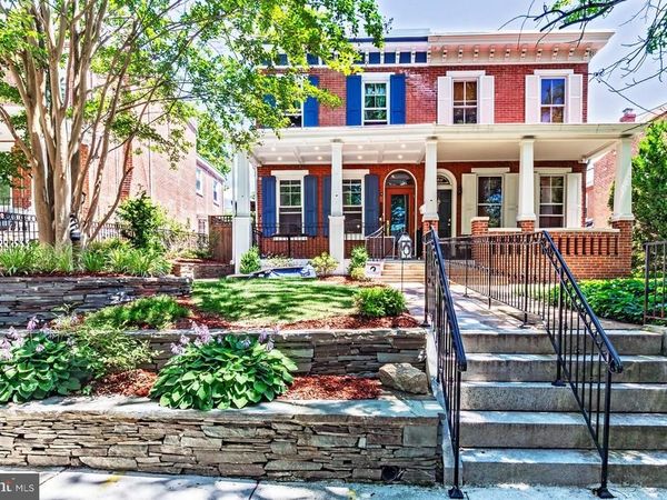 2013 DELAWARE AVENUE, WILMINGTON, DE 19806