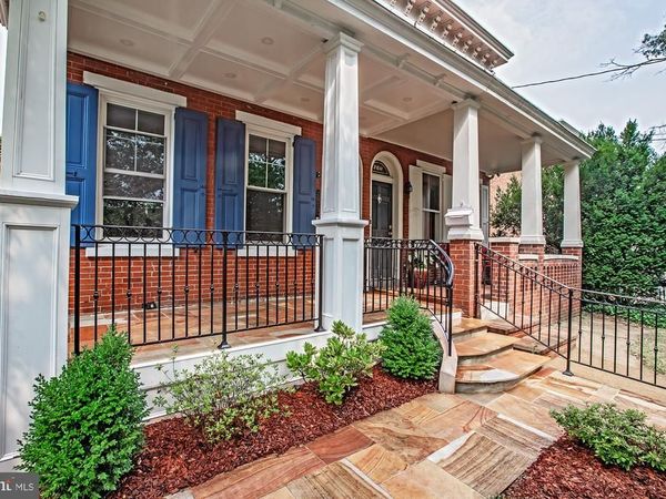2013 DELAWARE AVENUE, WILMINGTON, DE 19806