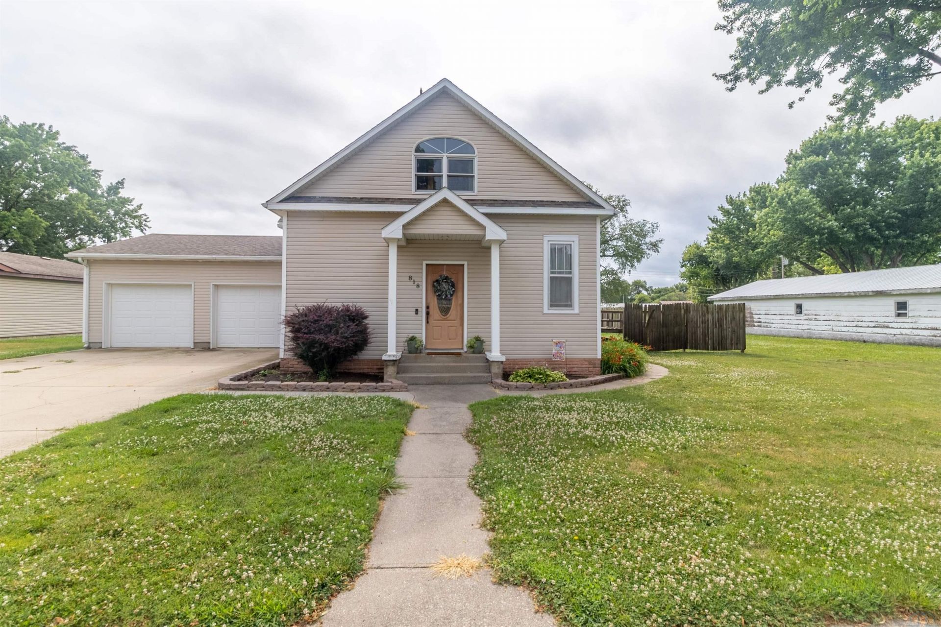 818 Evans Street, Sloan, IA 51055 Main Photo