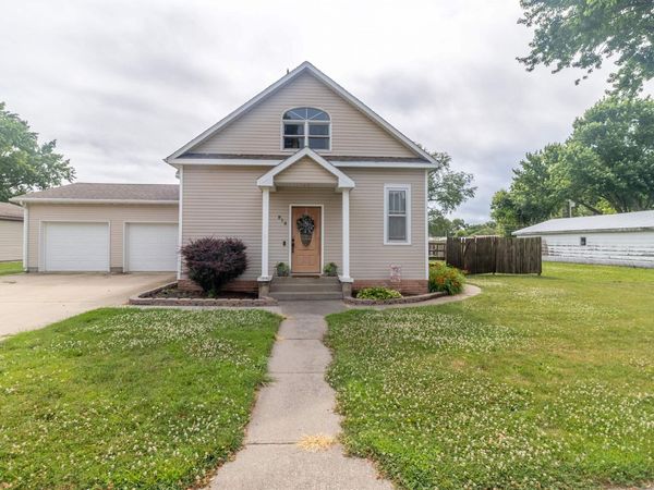 818 Evans Street, Sloan, IA 51055
