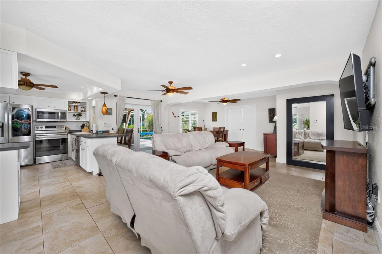 103 Rodgers Avenue Ne, Port Charlotte, FL 33952 Photo