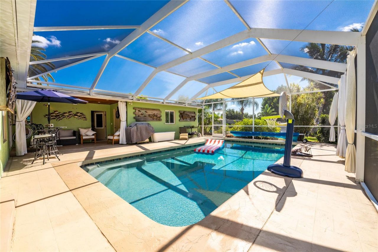 103 Rodgers Avenue Ne, Port Charlotte, FL 33952 Photo