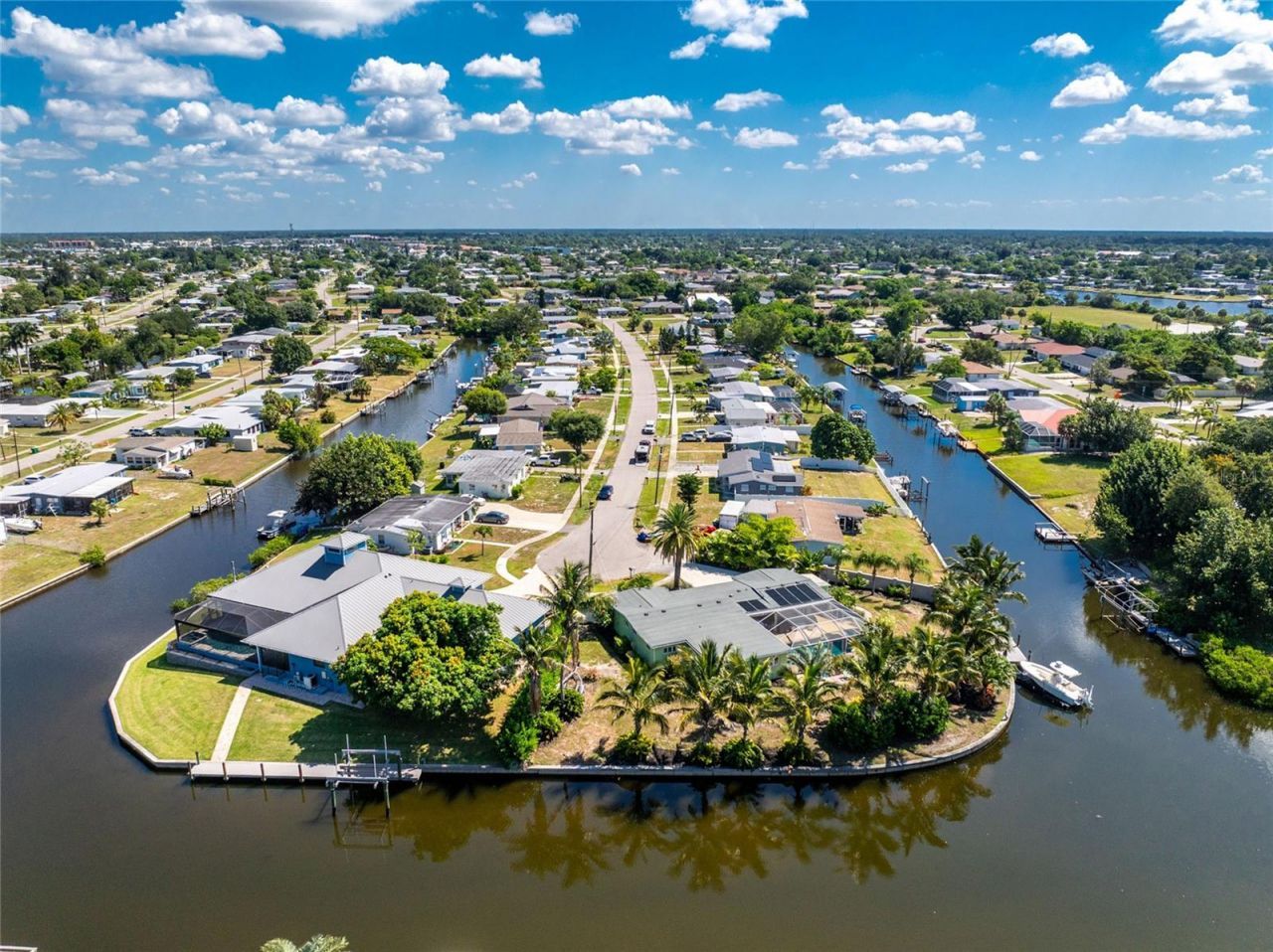 103 Rodgers Avenue Ne, Port Charlotte, FL 33952 Photo