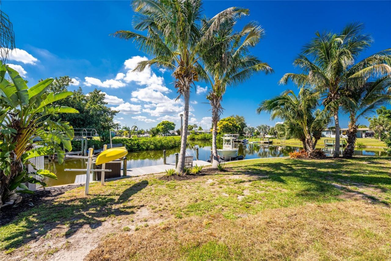 103 Rodgers Avenue Ne, Port Charlotte, FL 33952 Photo