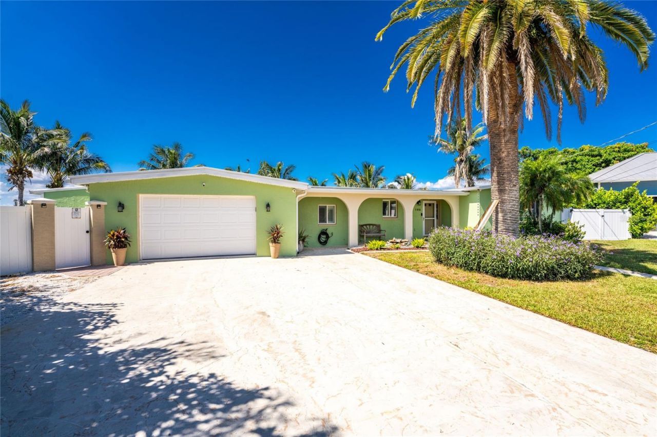 103 Rodgers Avenue Ne, Port Charlotte, FL 33952 Photo