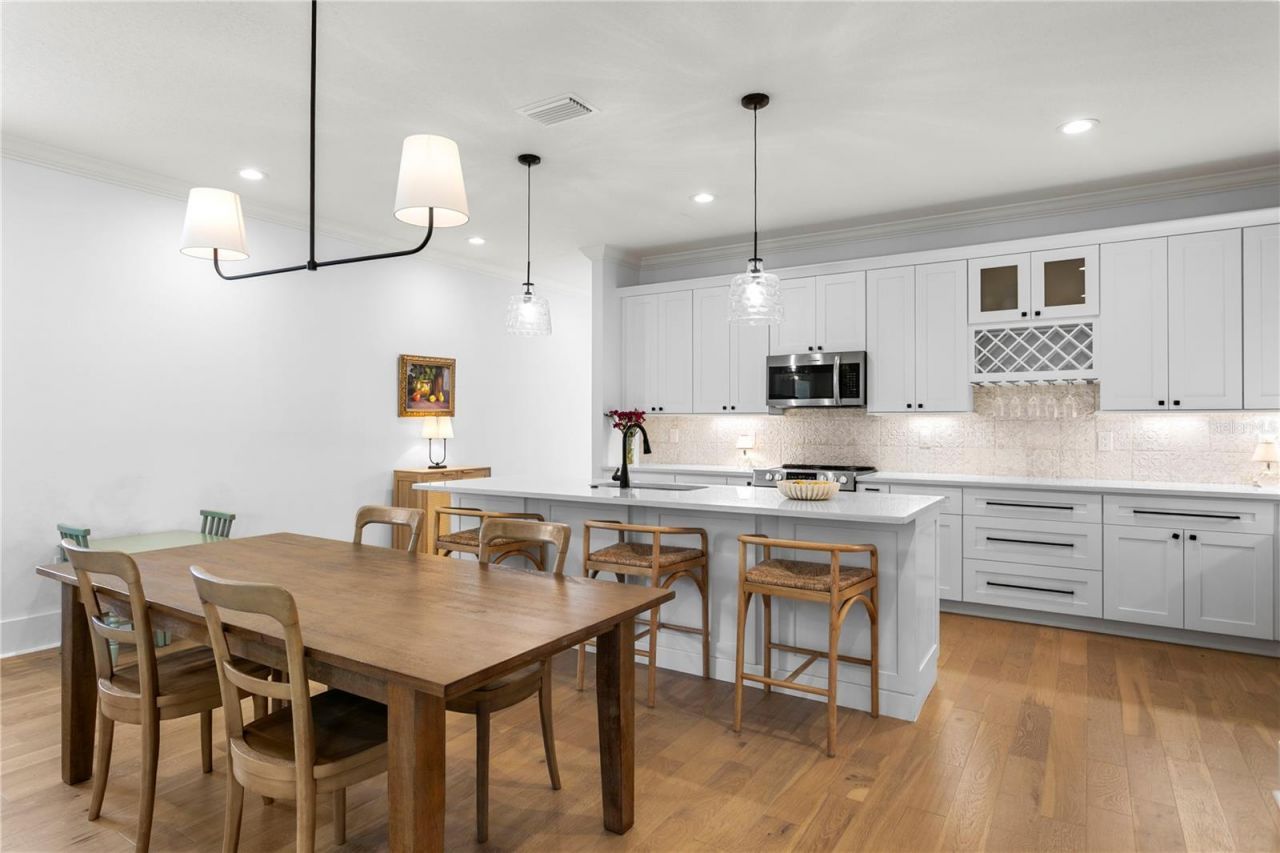 213 W Elm Street, Tampa, FL 33604 Photo
