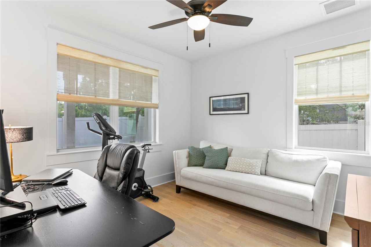 213 W Elm Street, Tampa, FL 33604 Photo
