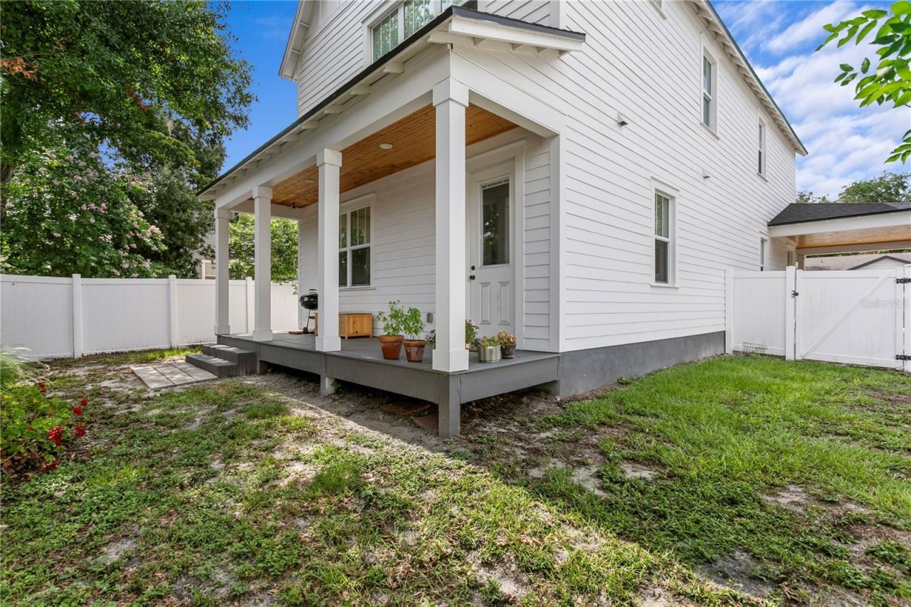 213 W Elm Street, Tampa, FL 33604 Photo