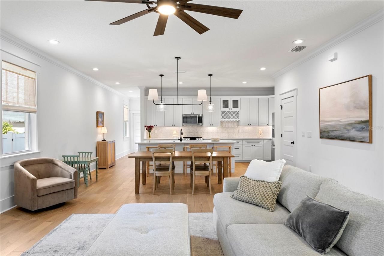 213 W Elm Street, Tampa, FL 33604 Photo