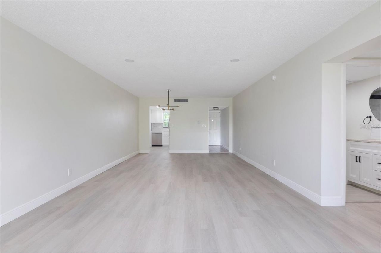 1225 58th Street N, Unit 203A, Saint Petersburg, FL 33710 Photo