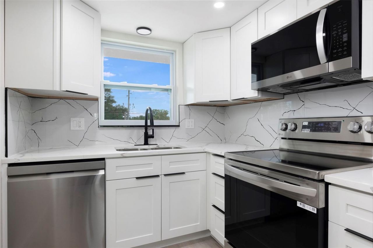 1225 58th Street N, Unit 203A, Saint Petersburg, FL 33710 Photo