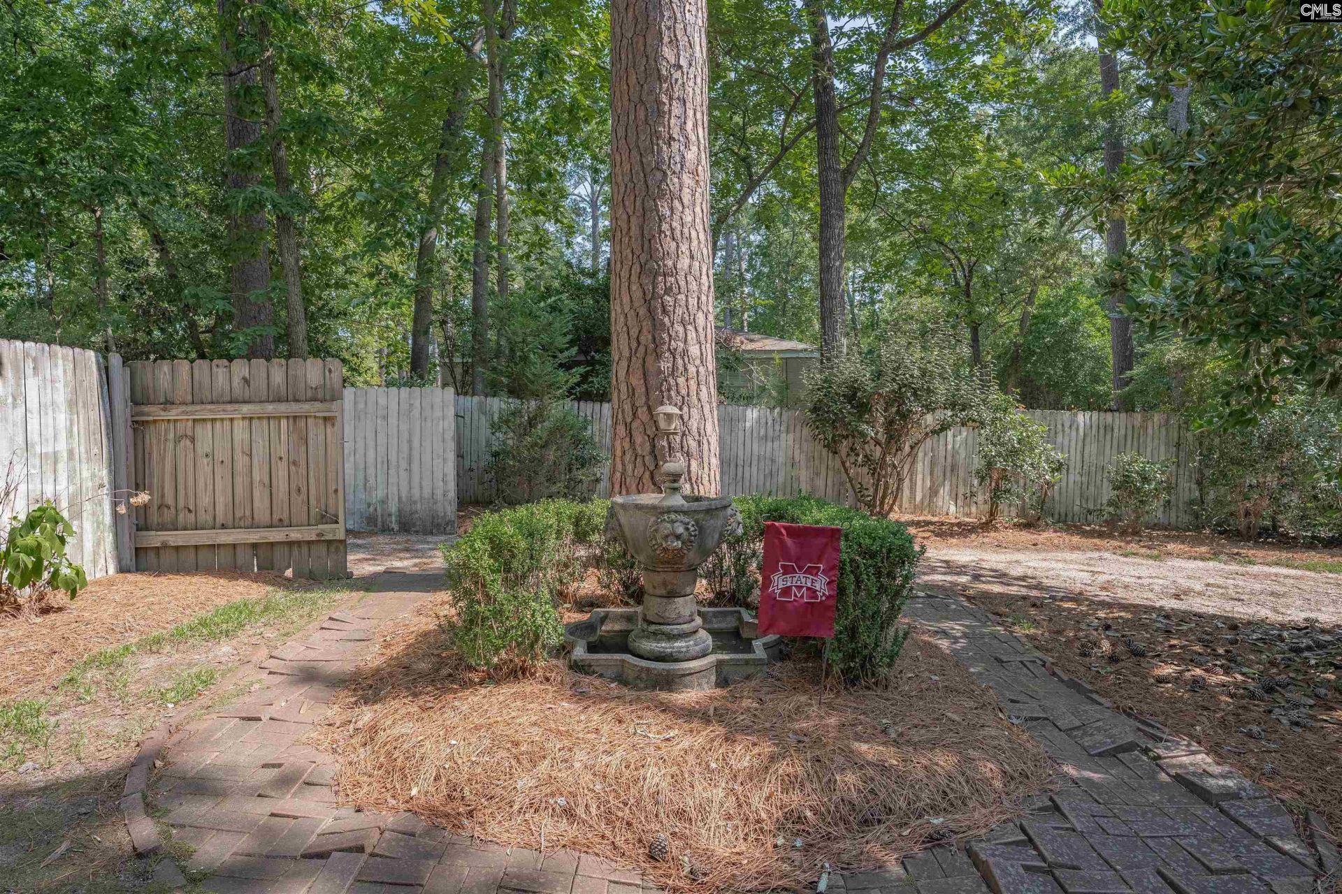 400 N Trenholm Road Photo 19