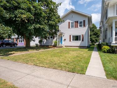 29 State Street, Middleport, NY 14105