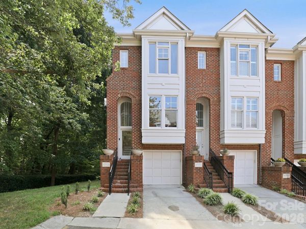 4703 S Hill View Drive, Charlotte, NC 28210