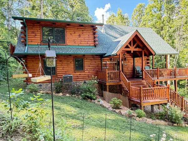 19479 Bogg Road , Laurelville, OH 43135