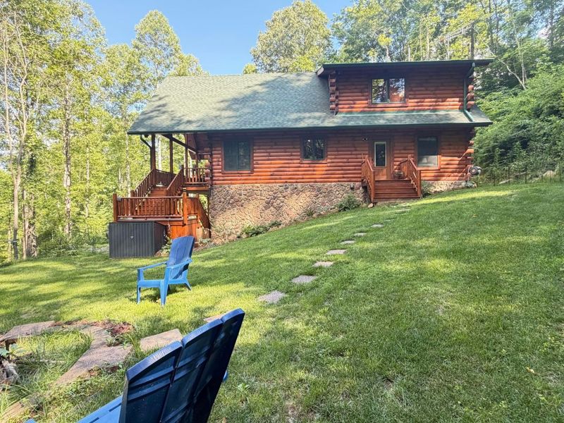 19479 Bogg Road, Laurelville, OH 43135 Photo 3