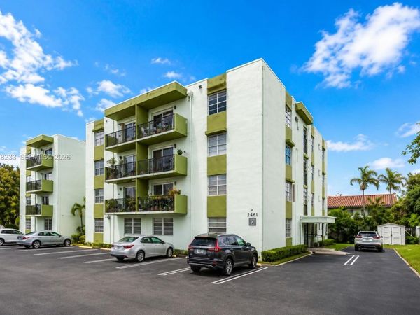 1530 SW 2nd St , Unit 307, Miami, FL 33135