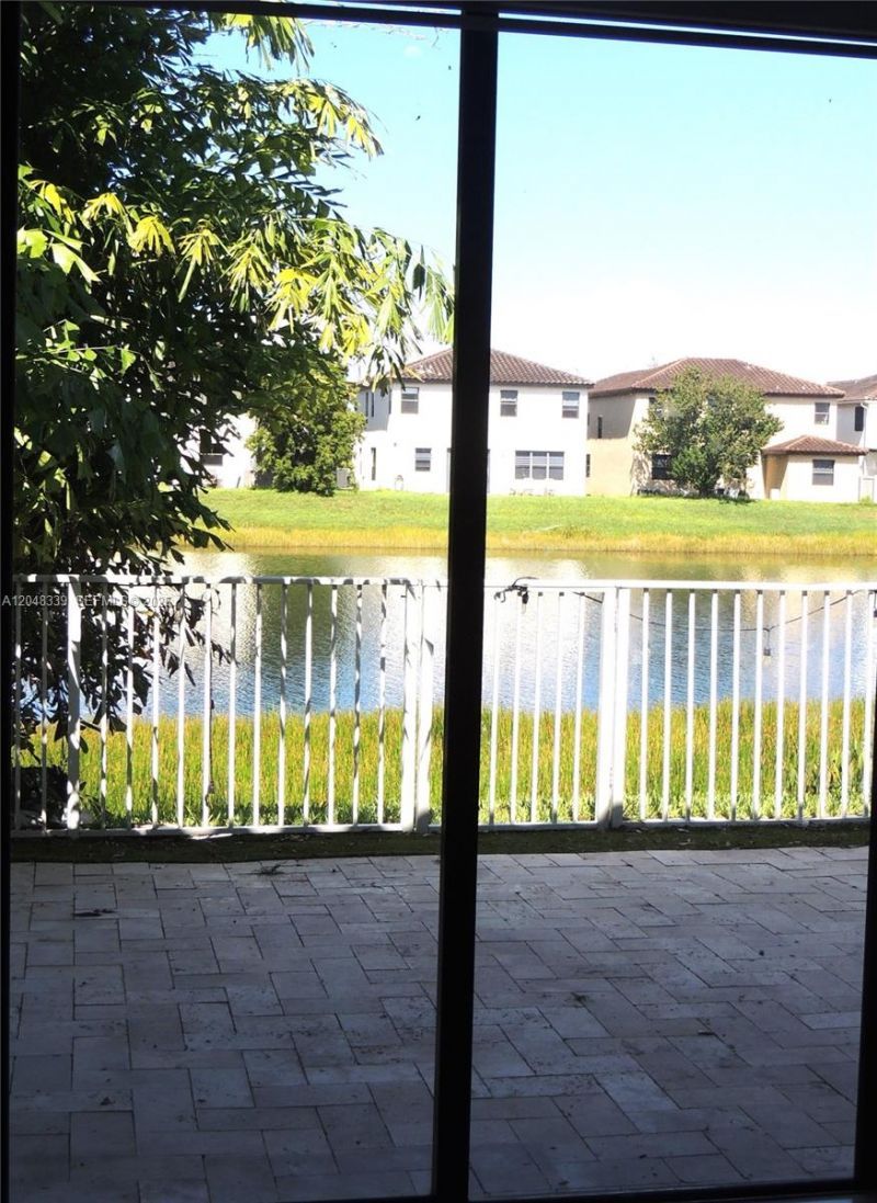 9336 W 34th Ct , Hialeah, FL 33018 Photo