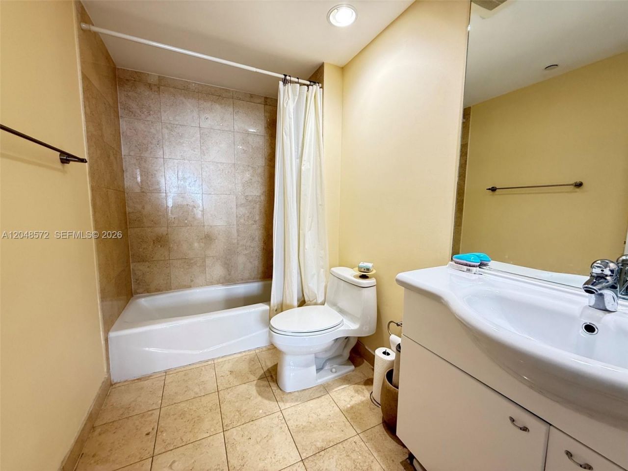 1800 S Ocean Dr , Unit 2203, Hallandale Beach, FL 33009 Photo