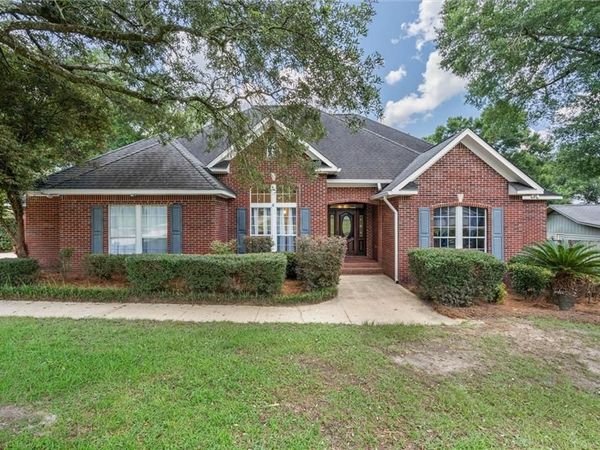 4561 Spruce Avenue , Saraland, AL 36571