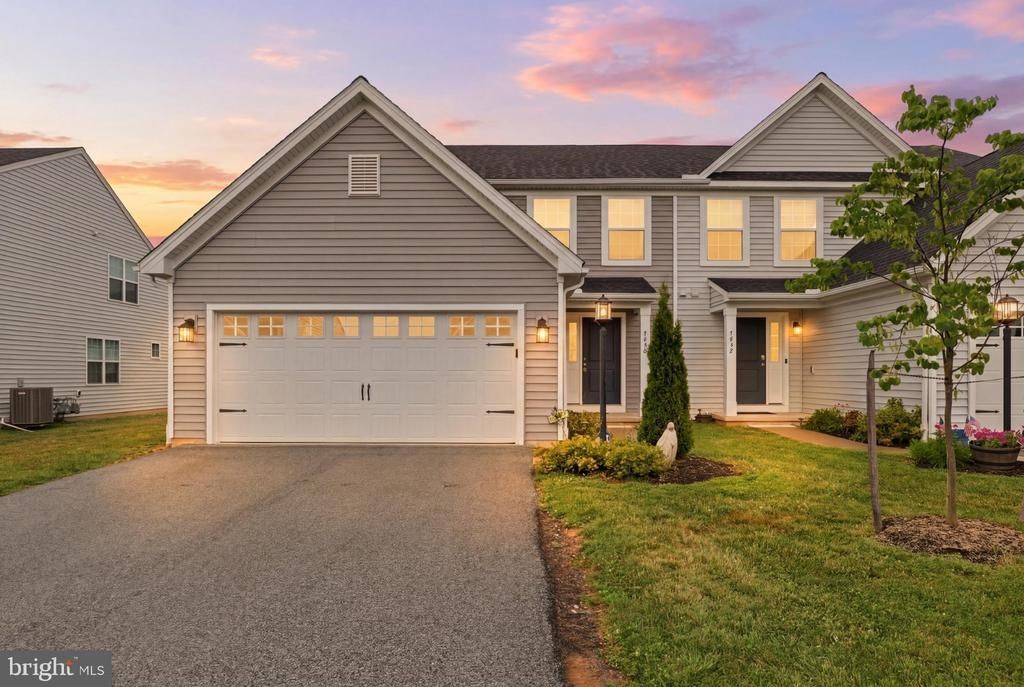 7450 SAINT PATRICK COURT, ABBOTTSTOWN, PA 17301