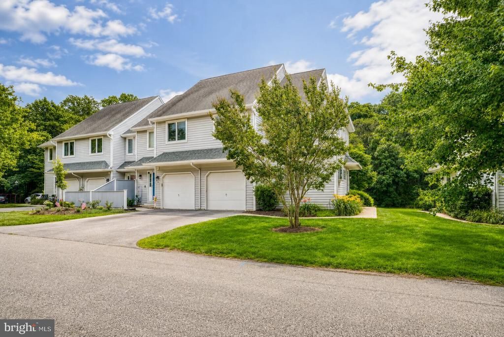 101 E THOMAS COURT, KENNETT SQUARE, PA 19348
