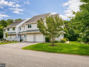 101 E THOMAS COURT, KENNETT SQUARE, PA 19348