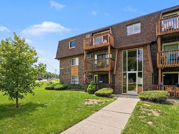 19380 Wolf Road , Unit 11, Mokena, IL 60448