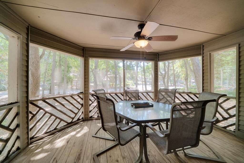 5557 Green Dolphin Way Photo 18