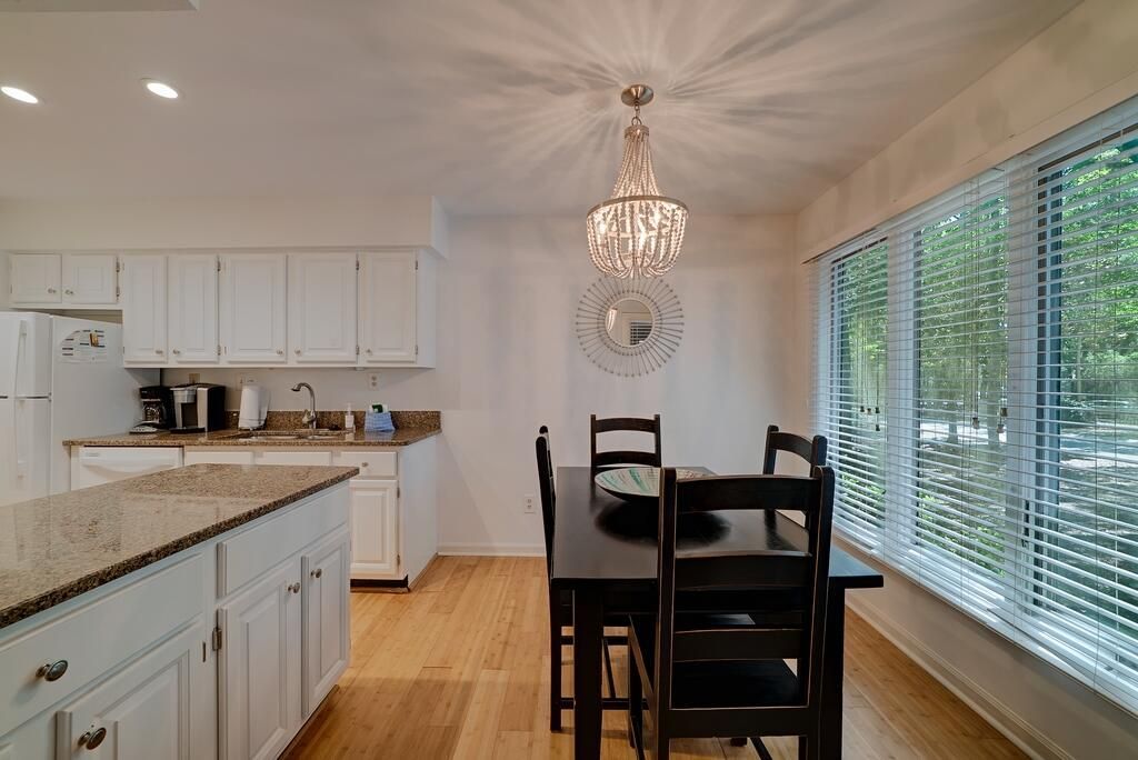 5557 Green Dolphin Way Photo 7
