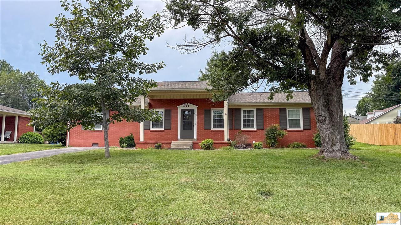108 Kelly Drive, Glasgow, KY 42141 Main Photo