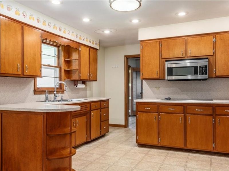36 W 9th Street, Dresden, OH 43821 Photo 6