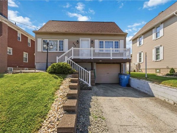 303 N 6th St, Youngwood, PA 15697