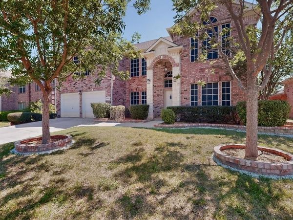 8613 Russell Drive, Rowlett, TX 75089