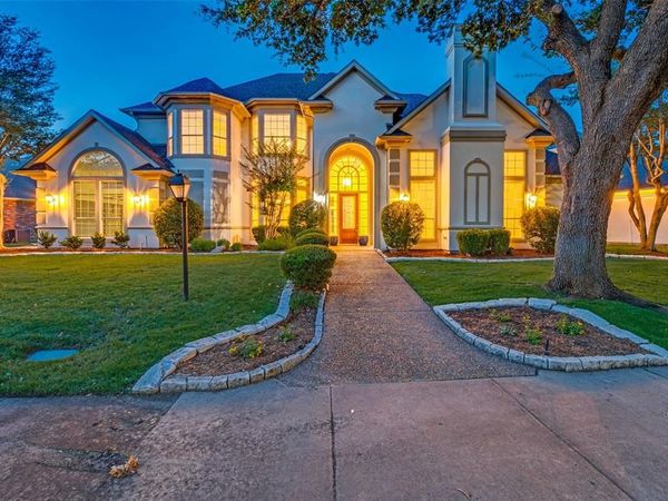 17919 Castle Bend Drive, Dallas, TX 75287