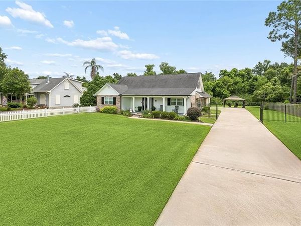 494 EVANGELINE Road, Montz, LA 70068