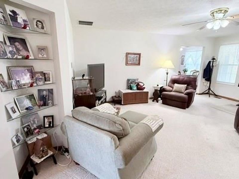 500 Lambert Drive, Piqua, OH 45356 Photo 13