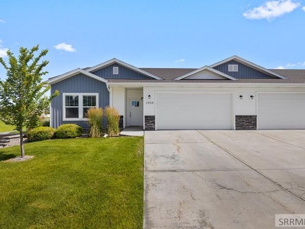 2858 Elmwood, IDAHO FALLS, ID 83402