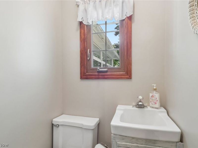 17590 Vermont Street, Grafton, OH 44044 Photo 17