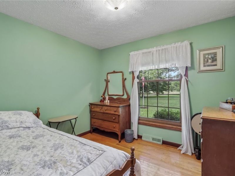 17590 Vermont Street, Grafton, OH 44044 Photo 29
