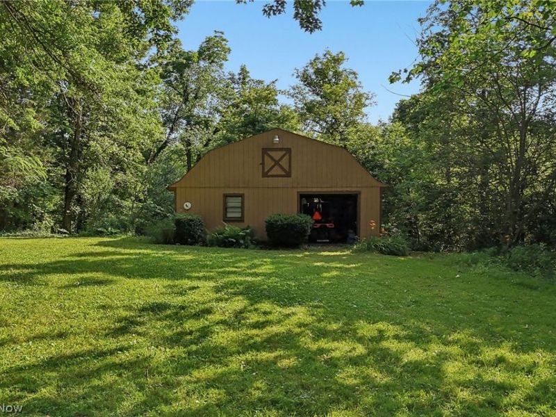 17590 Vermont Street, Grafton, OH 44044 Photo 32