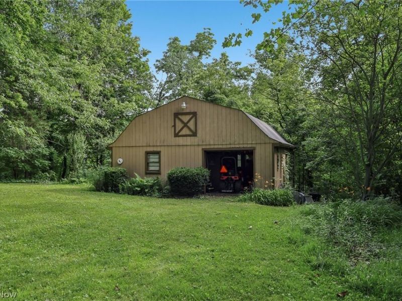 17590 Vermont Street, Grafton, OH 44044 Photo 33