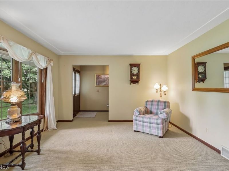 17590 Vermont Street, Grafton, OH 44044 Photo 7