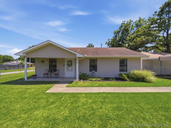 418 E 3rd Street , Beggs, OK 74421