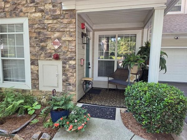 211 Edinburgh Court , Alpharetta, GA 30004