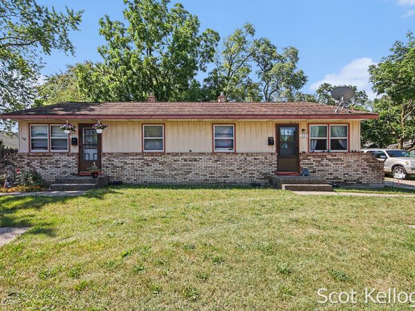1330-1332 36th Street SW, Wyoming, MI 49509