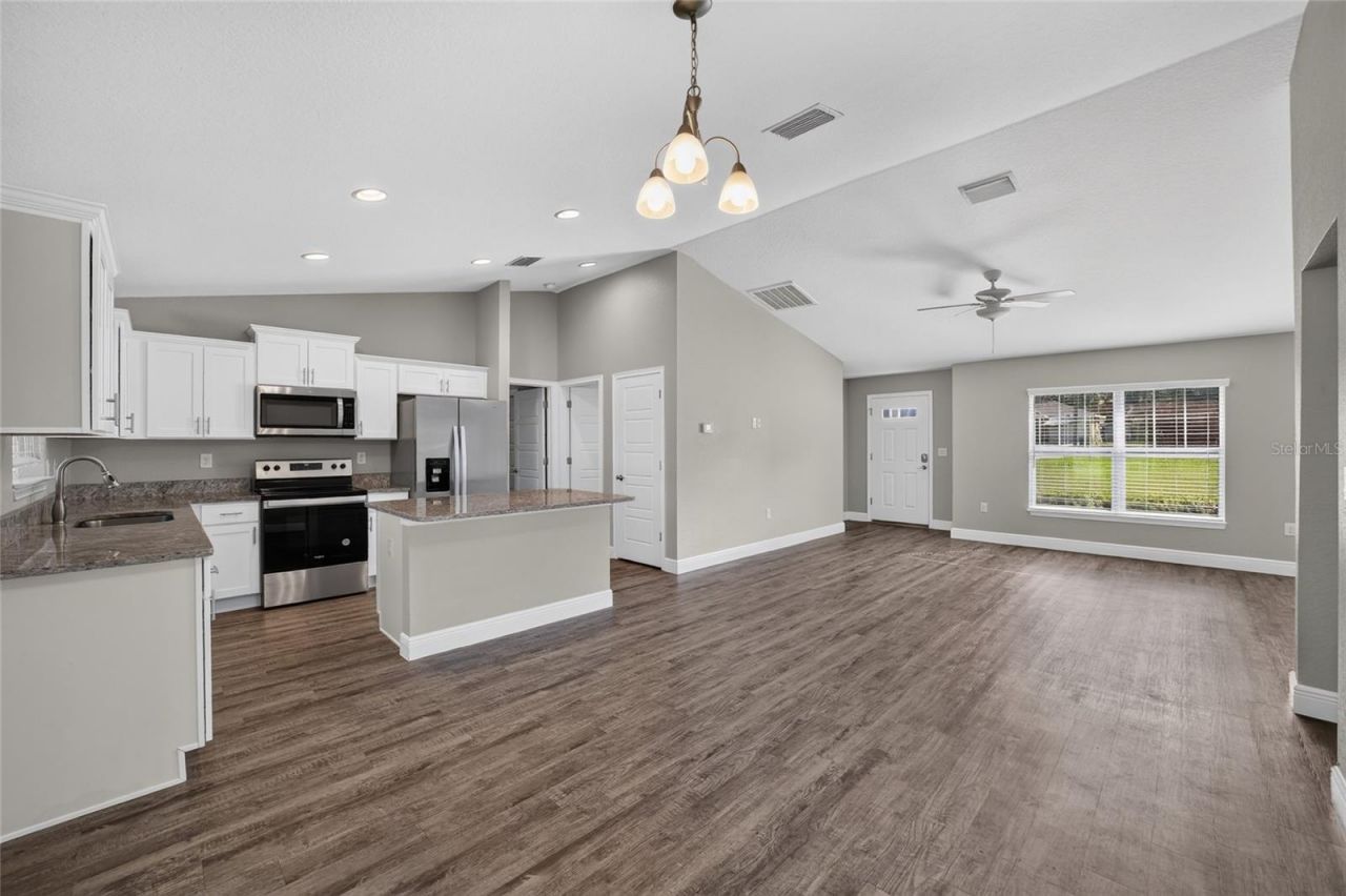 28 Oak Circle , Ocala, FL 34472 Photo